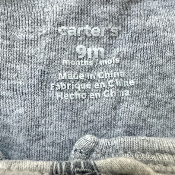 🌼 5 for $25 Carter’s Grey Long Sleeve Cotton Footie Bodysuit Size 9 Months - Picture 5 of 6